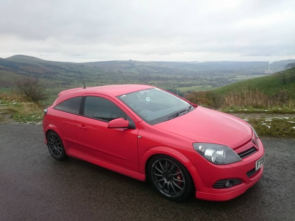 VAUXHALL ASTRA H FRONT LOWER WISHBONE ARMS TRACK ROD ENDS