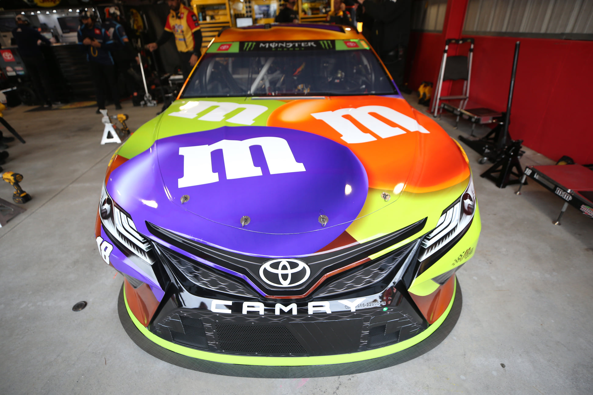 M&M