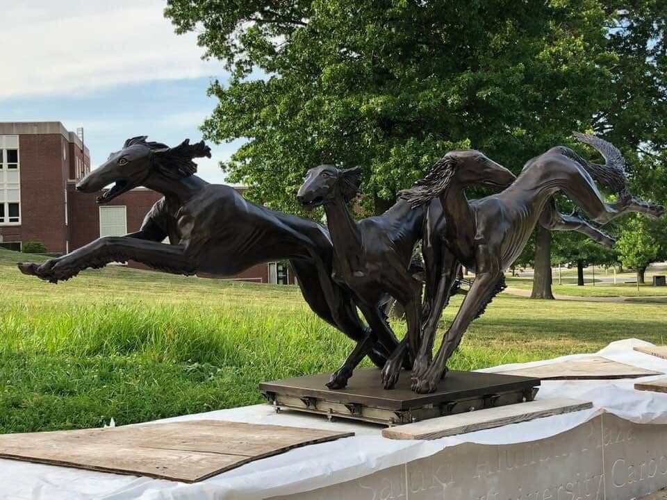 Siu campus sculpture 'here' by nicholas vergette