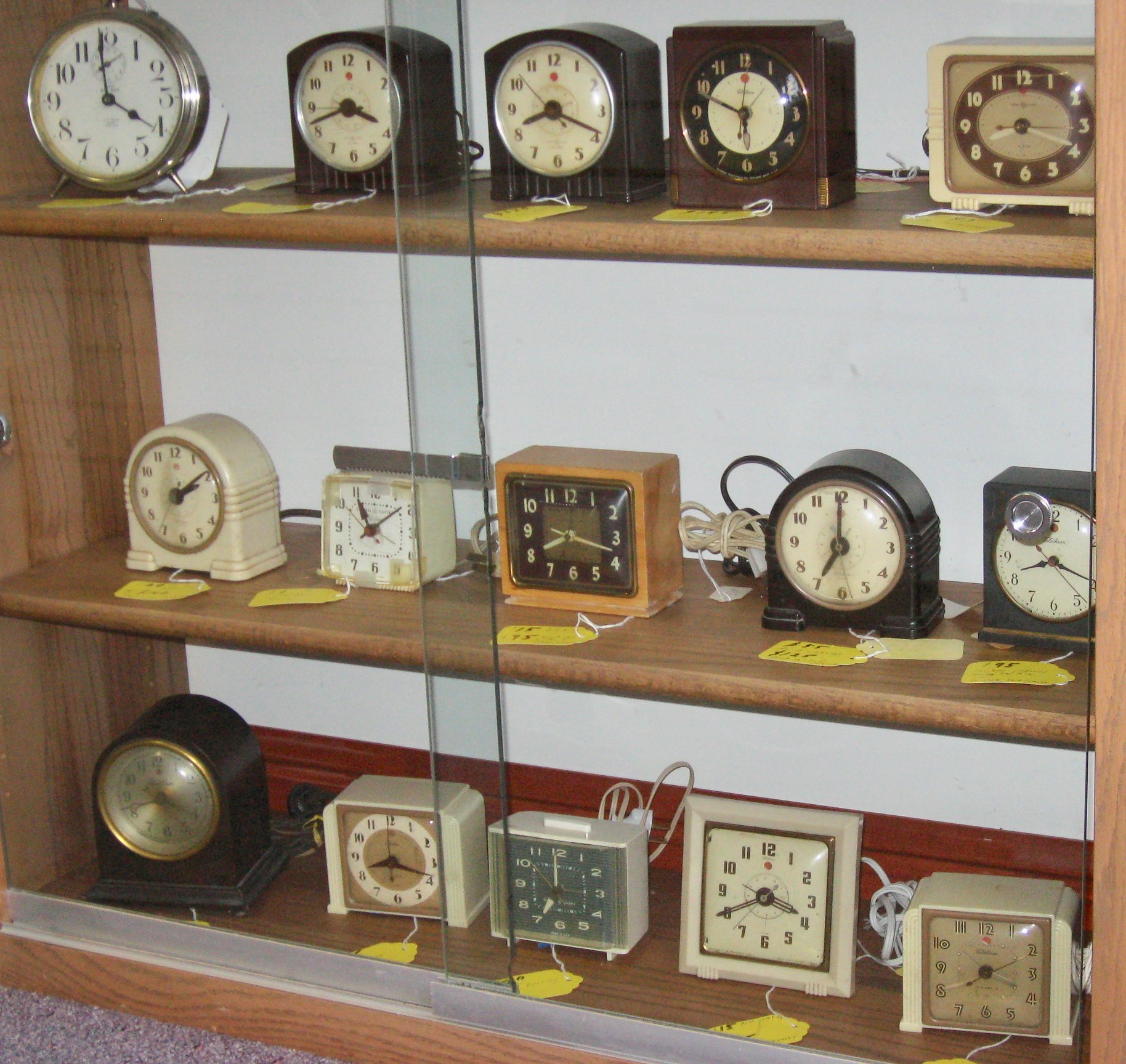 Kit Cat clocks and vintage electric... - Bill's Clockworks | Facebook