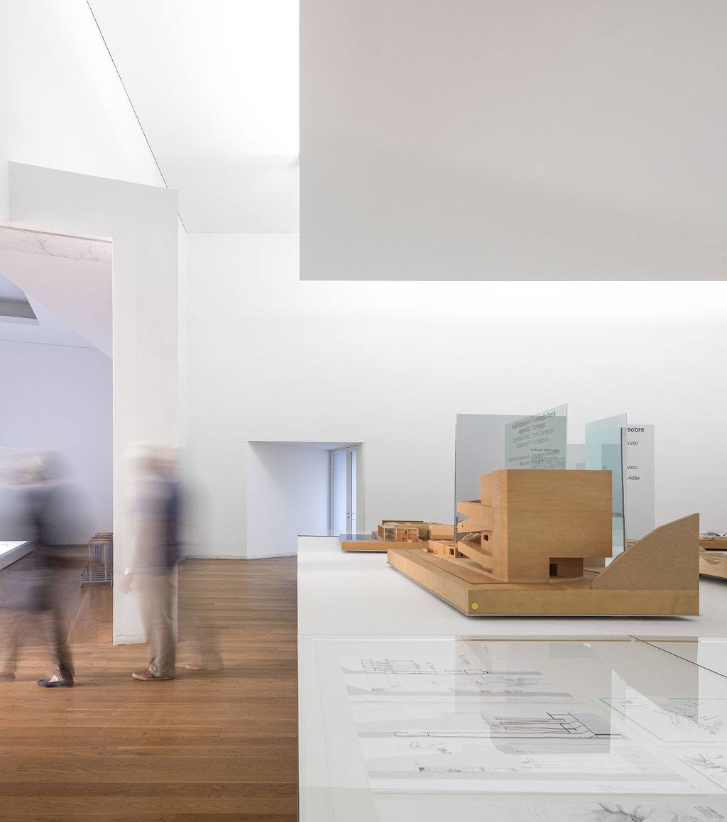 Serralves - Já visitou a exposição "Álvaro Siza:...