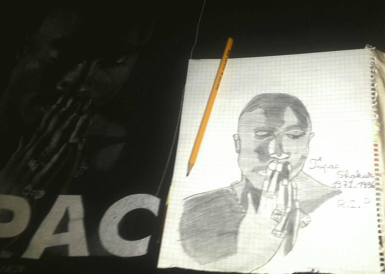 AZ - It's my drawing of Tupac Shakur my favorite rapper It didn't take ...