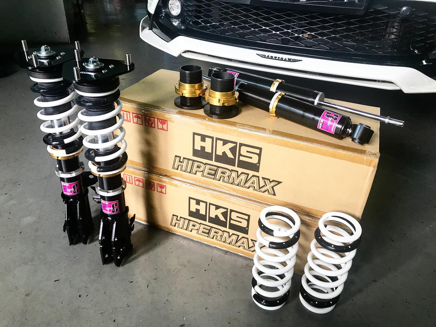 The HKS Hipermax S-Style C suspension system is the ideal