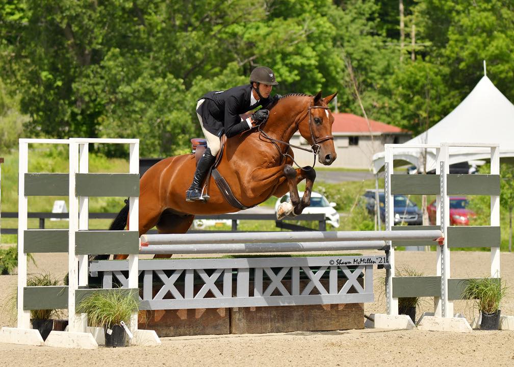 Heritage Farm - In the professional hunters, Mikey Andrade rode ...