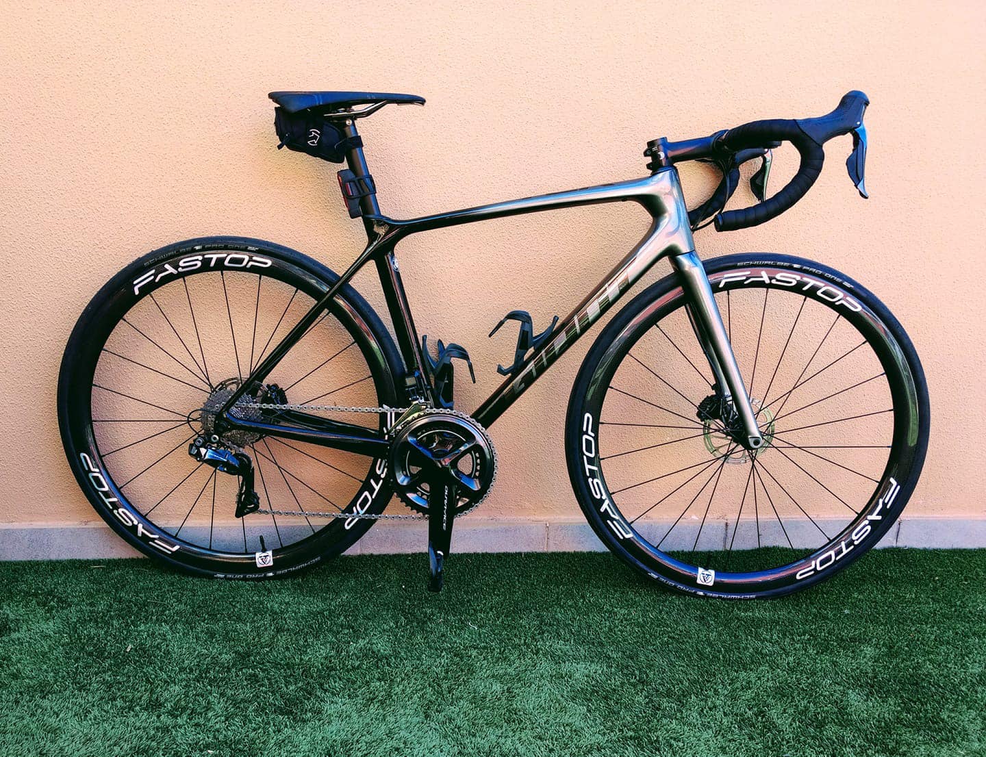 All new 2025 Giant TCR Advanced PRO 0 Di2 upgraded with CADEX