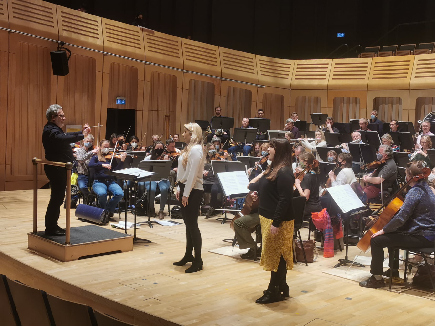 The rehearsals for... - Royal Welsh College of Music & Drama