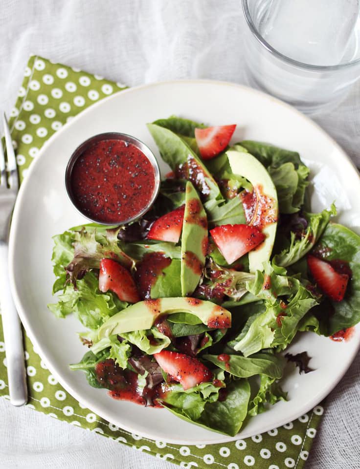 strawberry champagne dressing This Vinaigrette makes any salad pretty in pink! Recipe: 👉 https://theskinnyfork.com/blog/strawberry-champagne-vinaigrette A perfectly pink and delicious strawberry based vinaigrette that's make with fresh strawberries and How To Style Up Tempt Adept Cafe zupas Size:9.5M