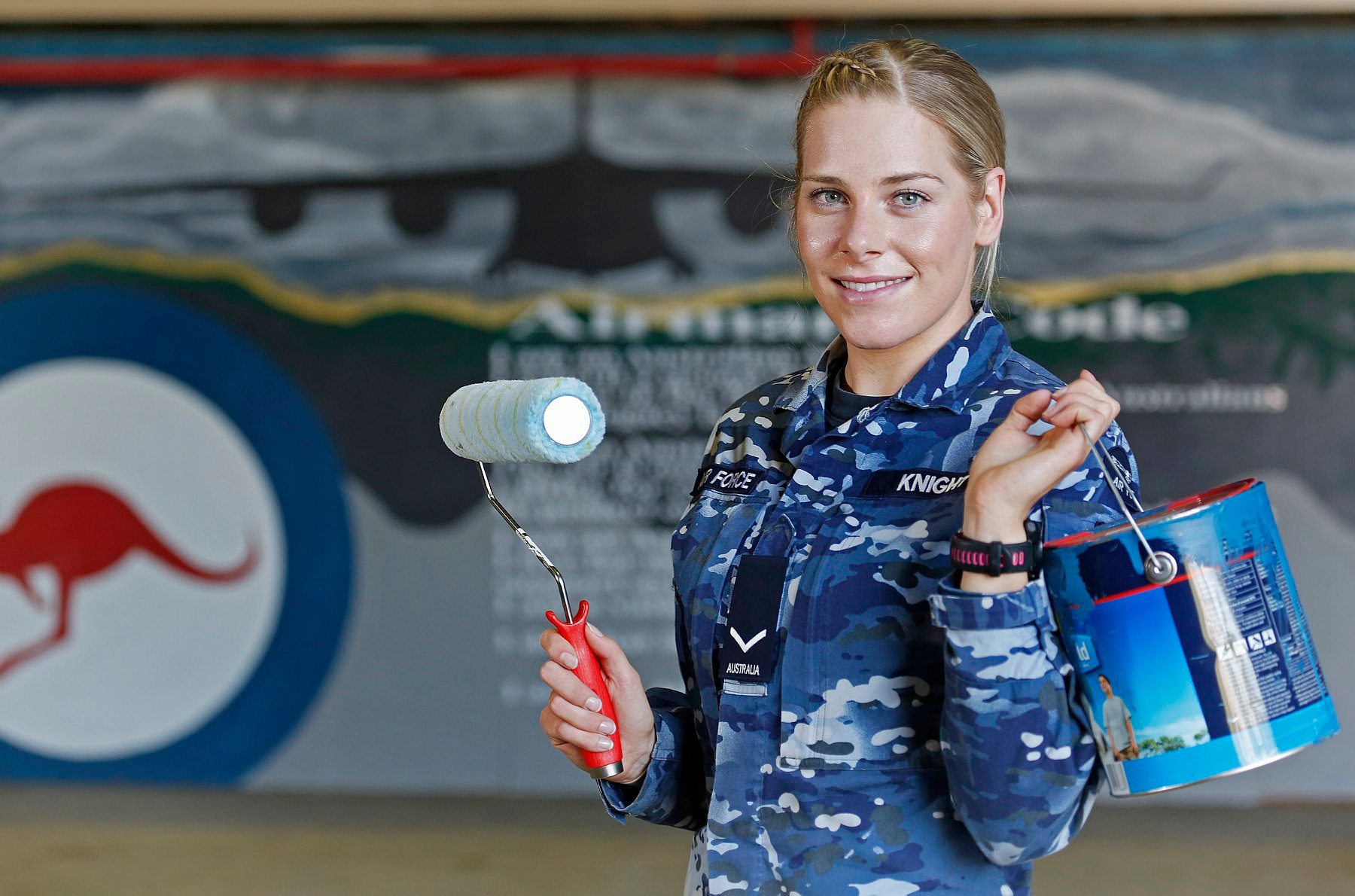 Royal - Air Force Mover, Leading Aircraftwoman Jessica Knight and the ...