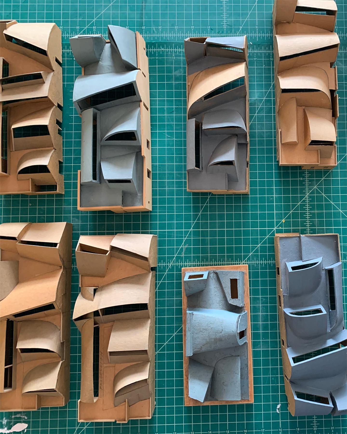 STEVEN HOLL SCALE アート・デザイン・音楽 STEVEN HOLL SCALE STEVEN HOLL
