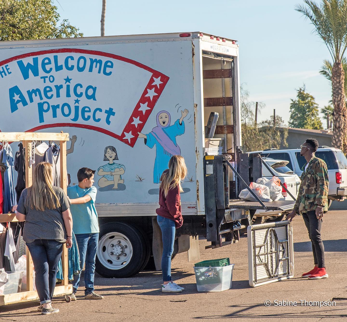 🏾 ️🚚💕 We welcome to help... - The Welcome to America Project