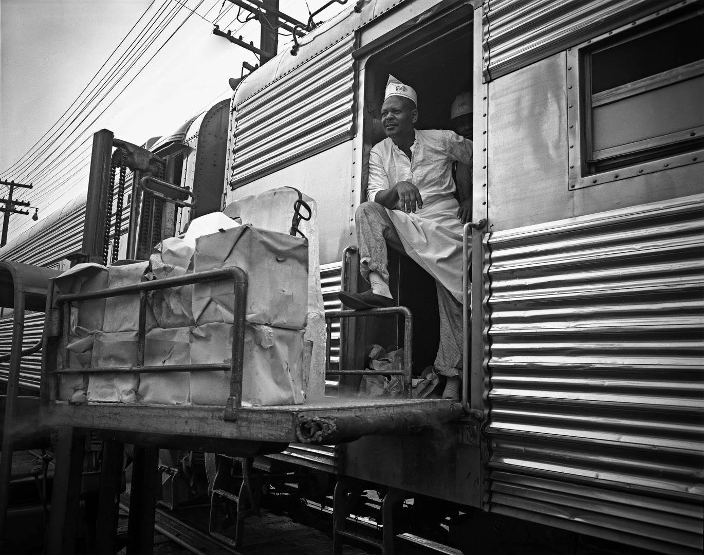 American-Rails.com - A few weeks before the train's last run, a cook ...