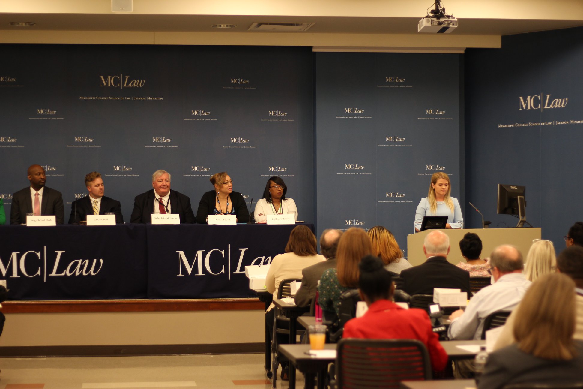 Mississippi College... - Mississippi College School of Law