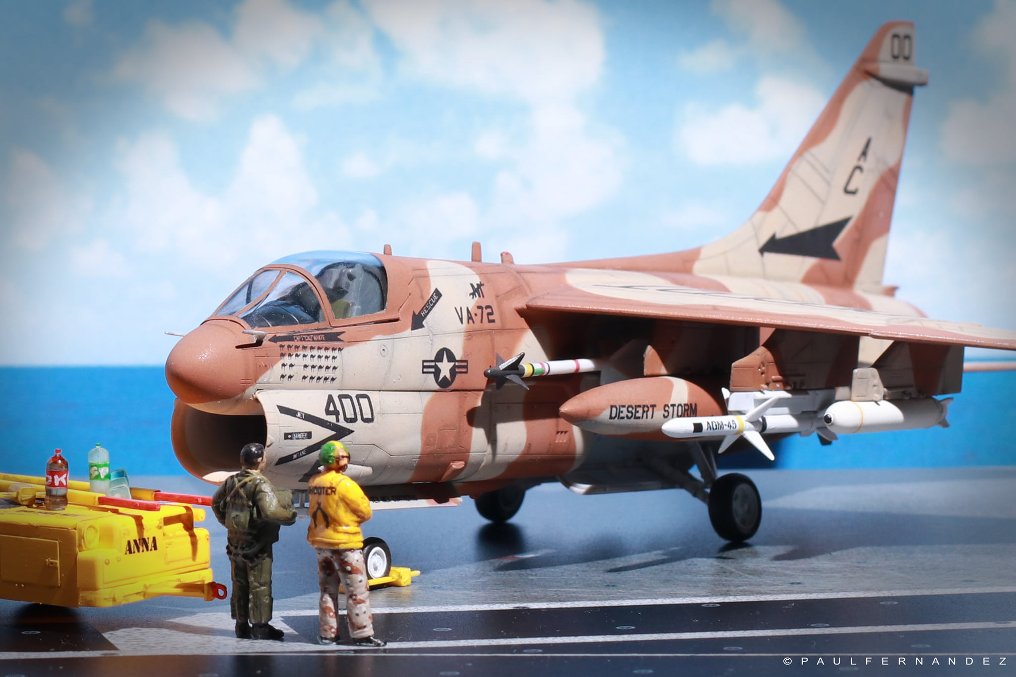My Fujimi's 1/72 A-7E Corsair ''Desert Storm''. I reprint the