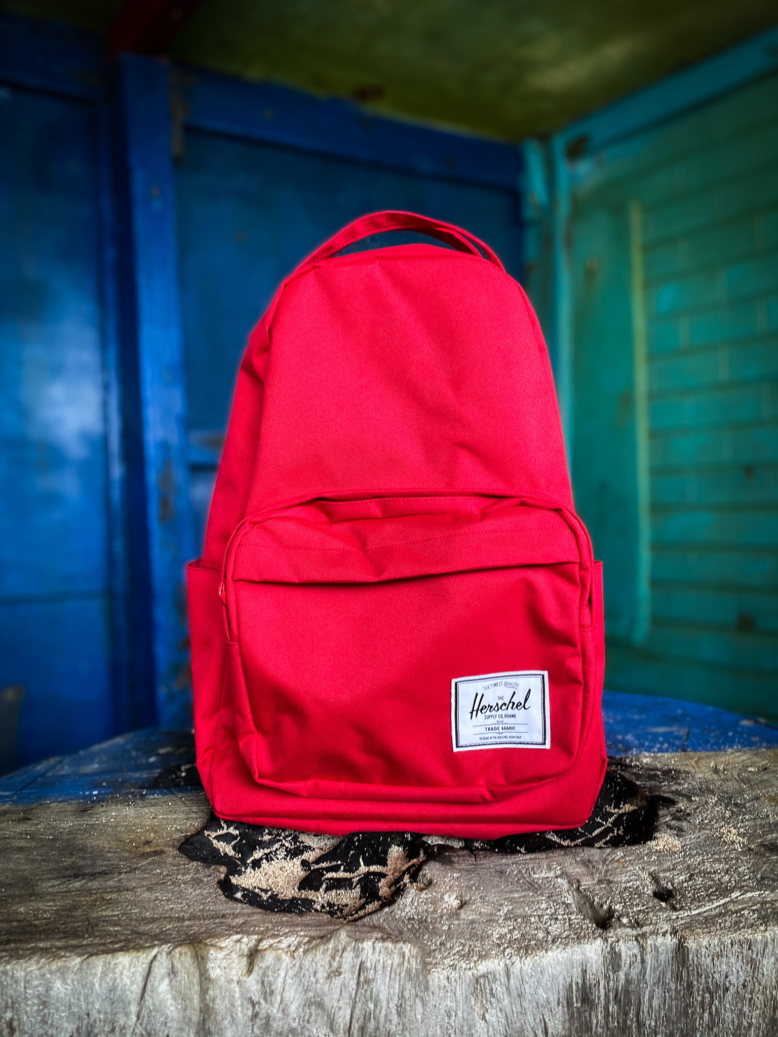 all red herschel backpack Thrasher SAD Classic™ XL providing easy access to your frequently used items Herschel Backpack Fiery Red /