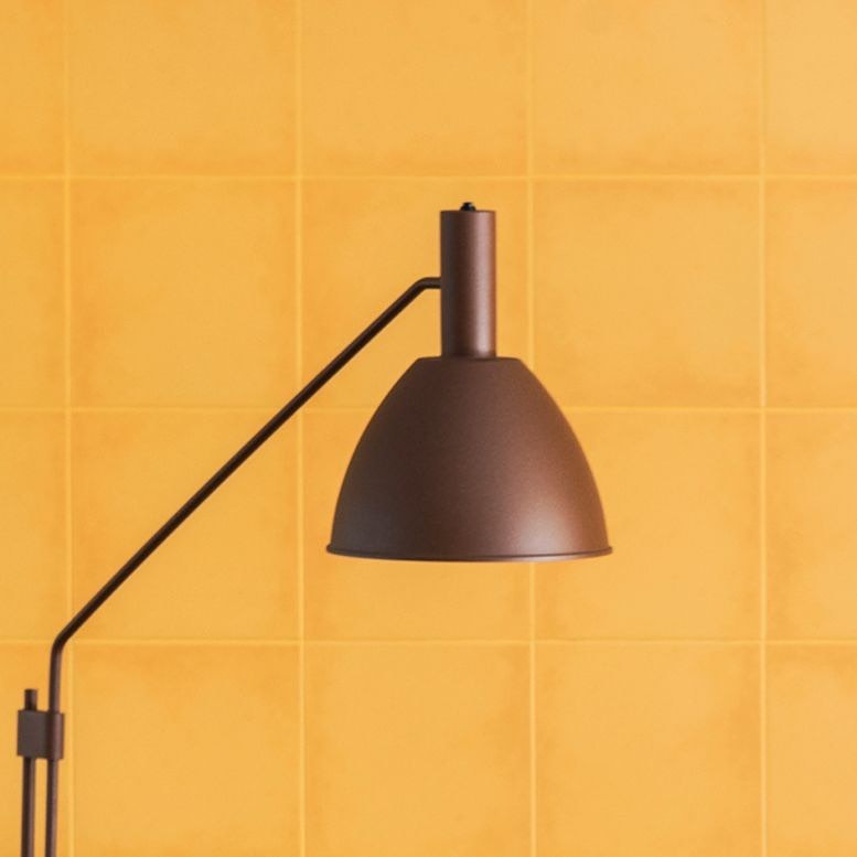 A luminária Bauhaus, criada pela... - Kika Tiengo Arquitetura