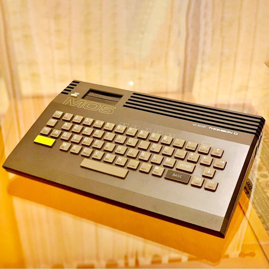 El Thomson MO5 fue lanzado en Francia en 1984 para competir con ZX