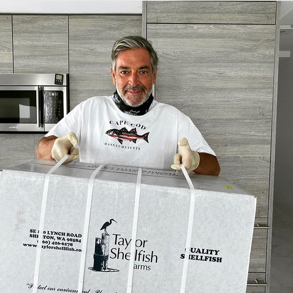 Our nation-wide shipping brings... - Taylor Shellfish Farms | Facebook