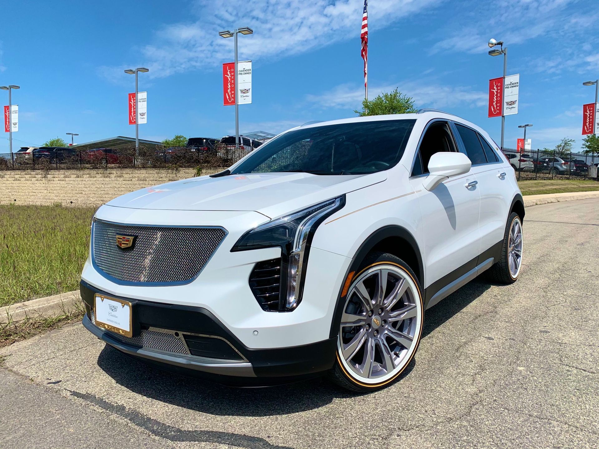 Vogue - Customize Your Ride 🏆 2020 XT4 with a fine mesh upper and