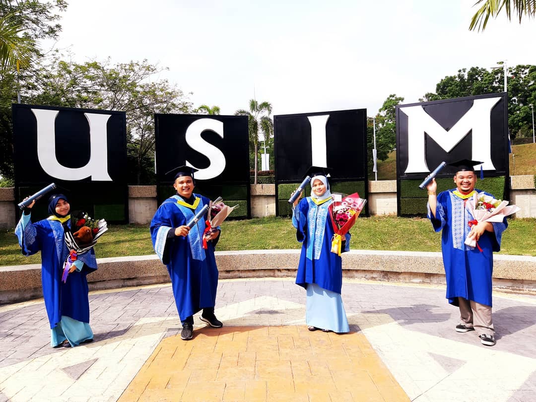 TAHNIAH KEPADA... - Universiti Sains Islam Malaysia - USIM