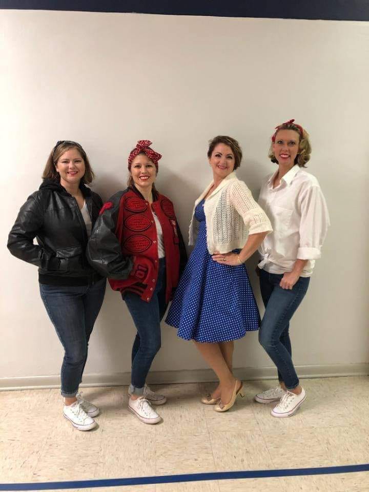 Moreau Elementary School celebrates 50th day in 50's style