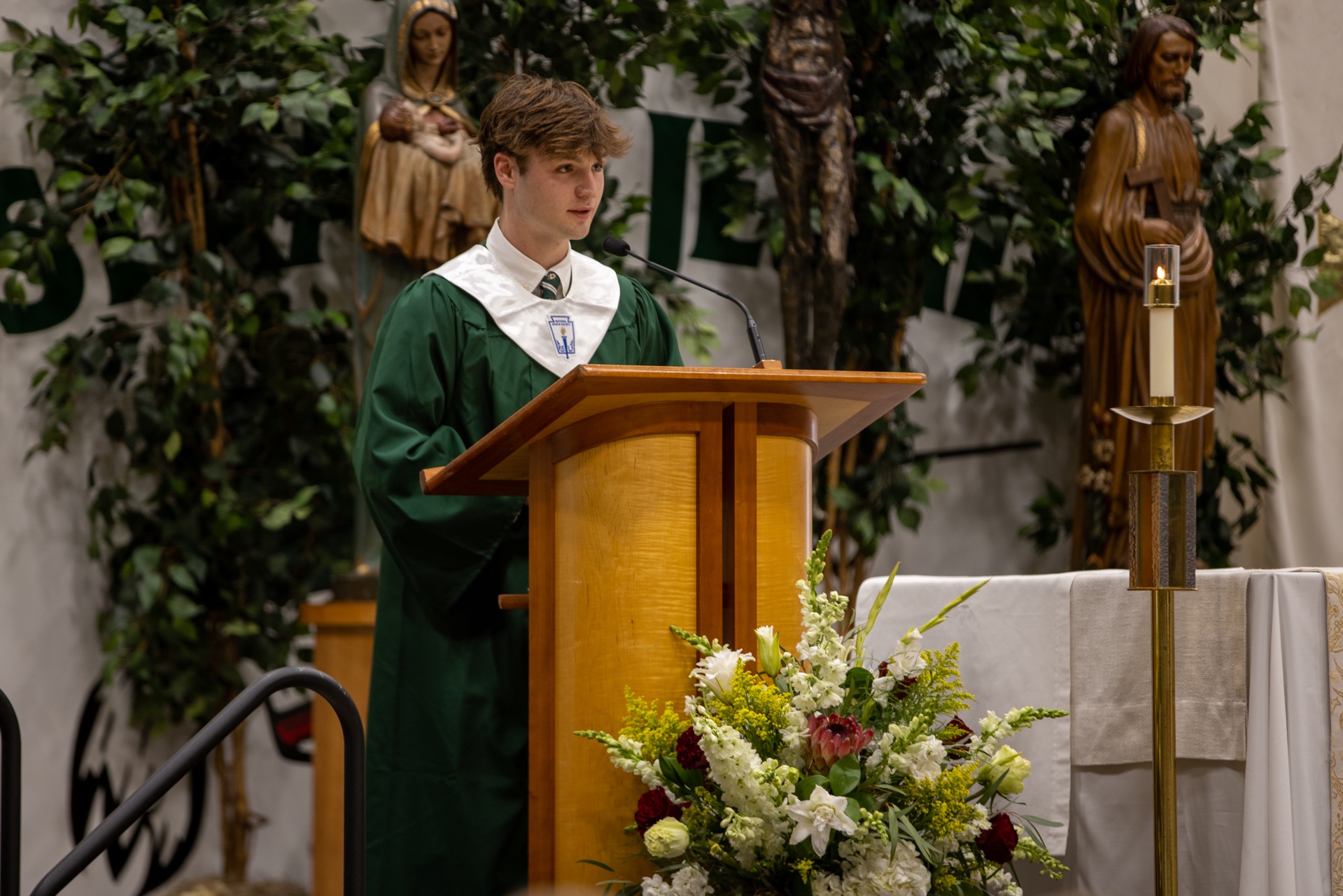 Last night, the Class... - Strake Jesuit College Preparatory | Facebook