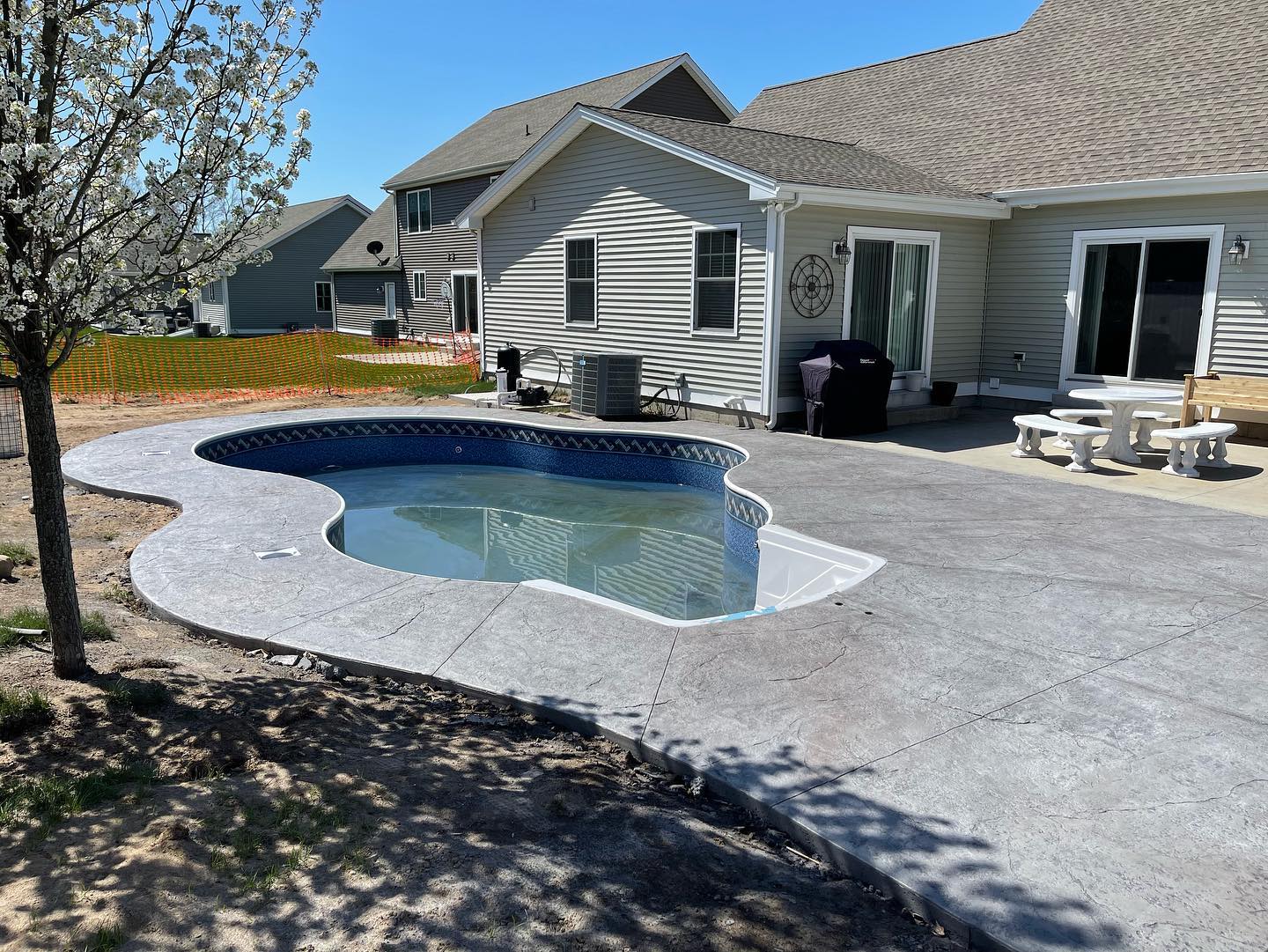 Rizzo Pools | West Hartford CT