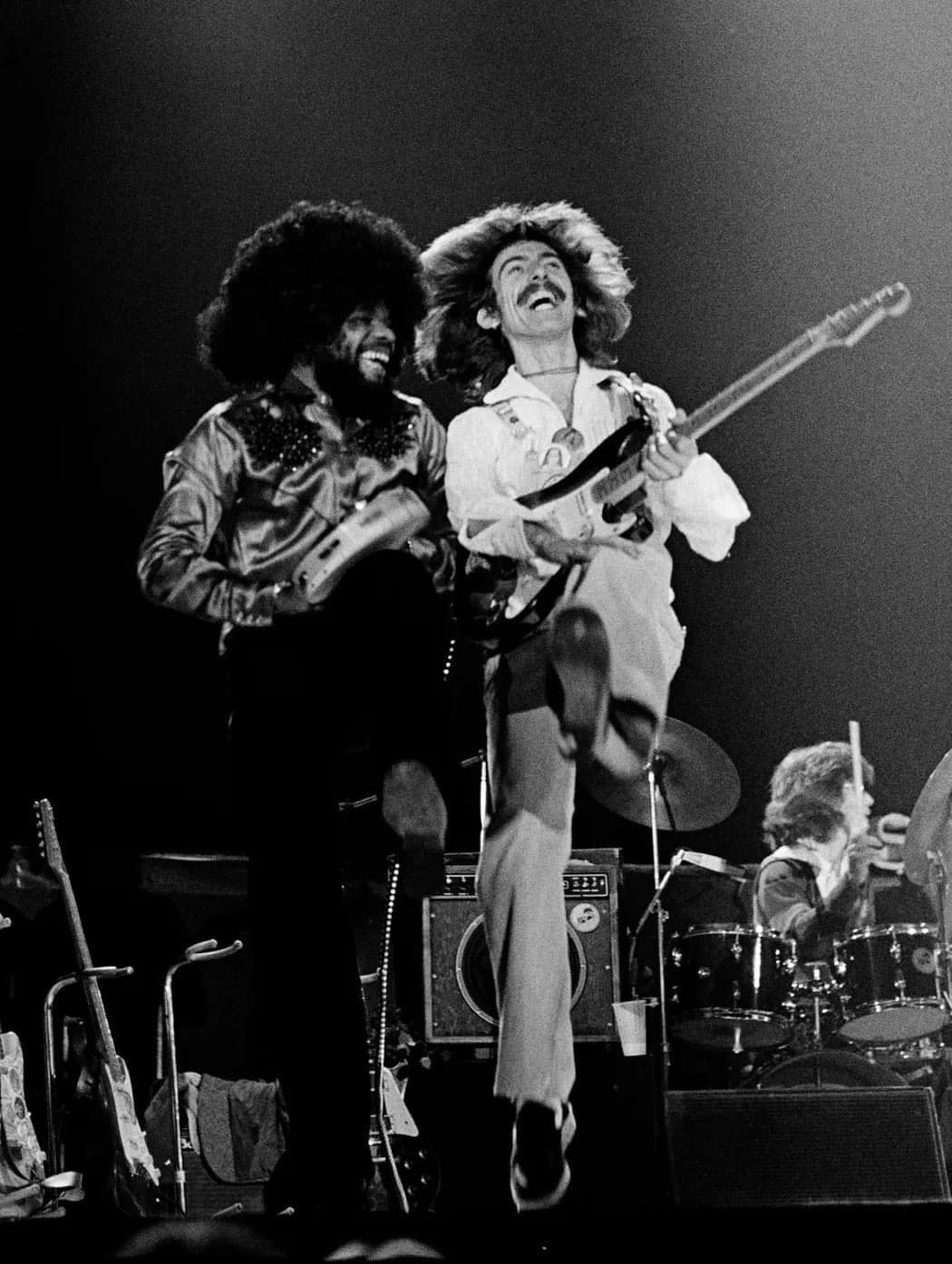 George Harrison - U.S. Tour, 1974 01. (00:10) . Hari's On Tour