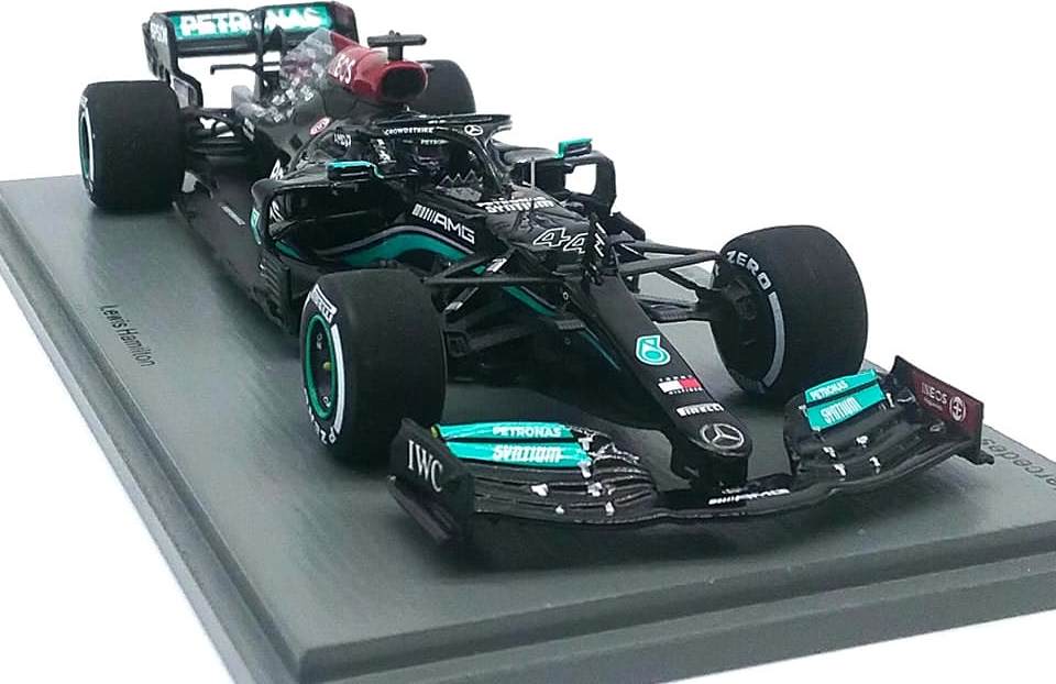 WERBUNG: New Lewis Hamilton Mercedes-AMG F1 W12 No. 44 Winner