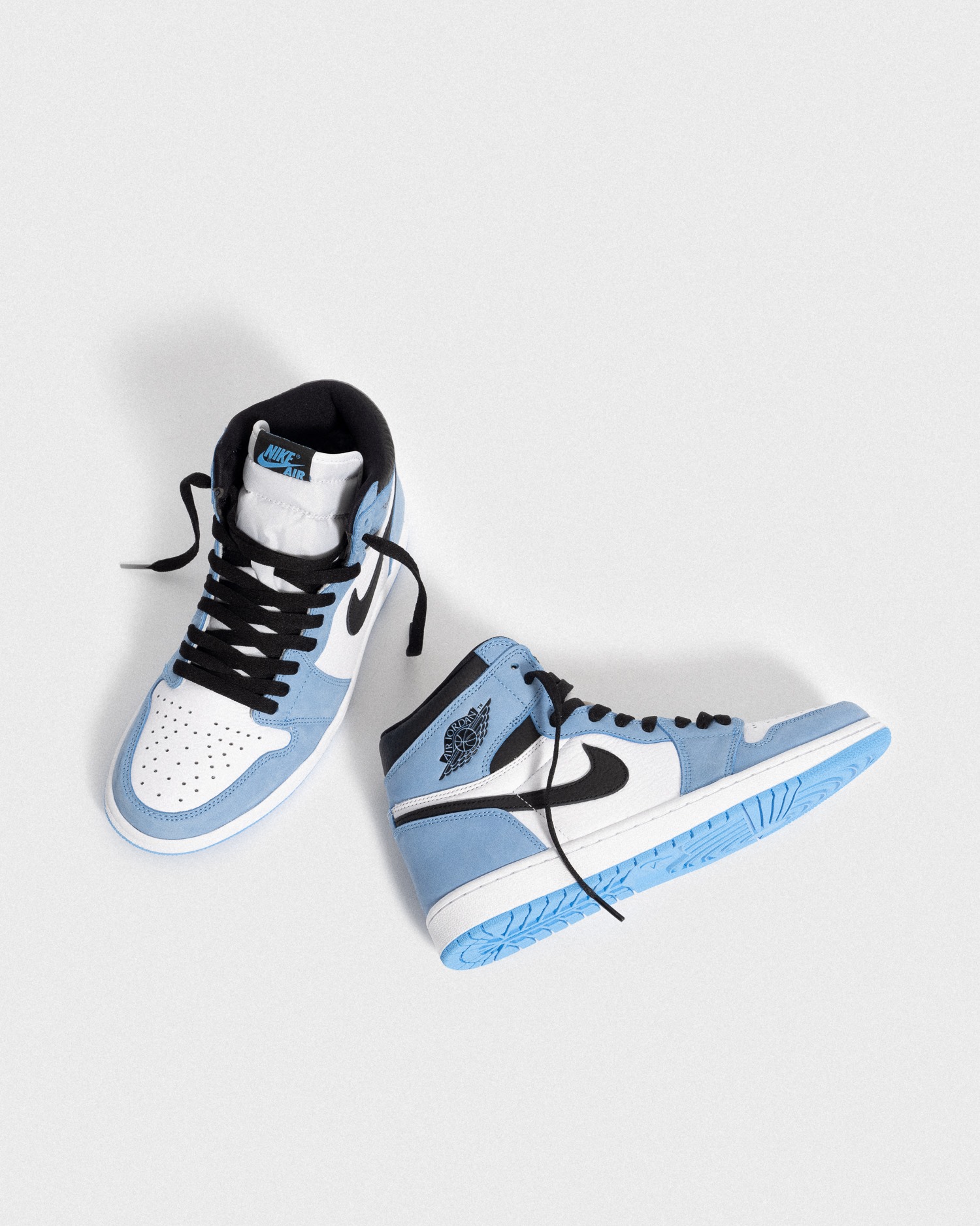 Air Jordan 1 Retro High OG 'Chicago Crystal' US 5 – 15 | 150€/120
