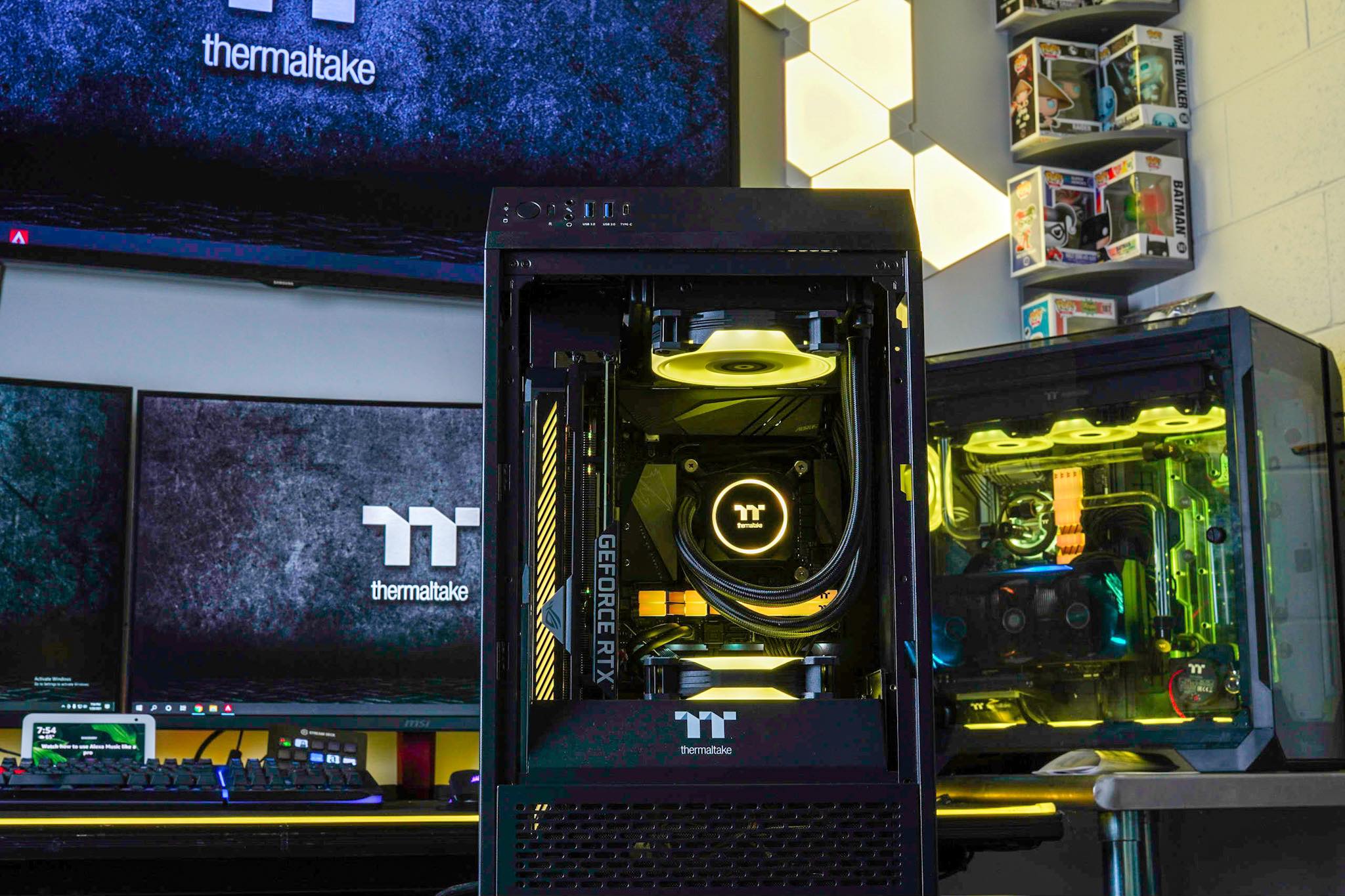 Beautiful AIO build on the... - Thermaltake Technology Inc