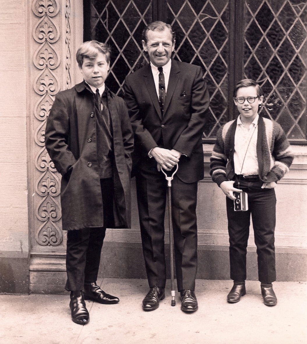 Stanley and Barry Livingston and sibling with mother Lillian and