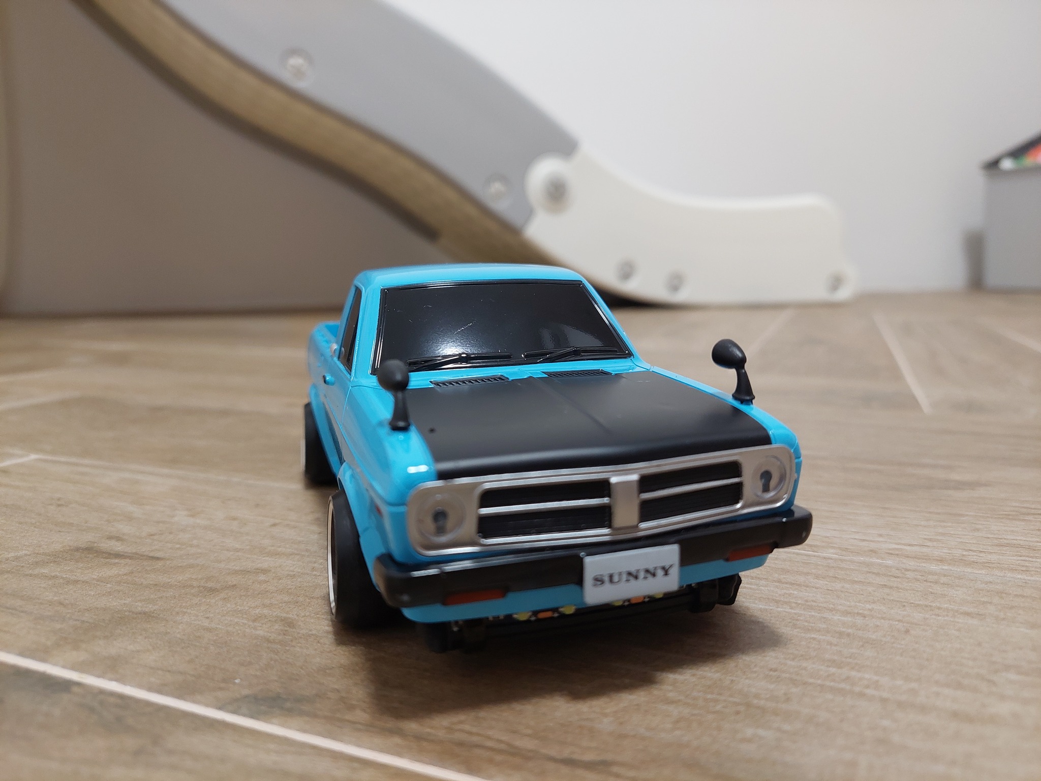 DCCLstationwagons Nissan Sunny California (1979) 1:24