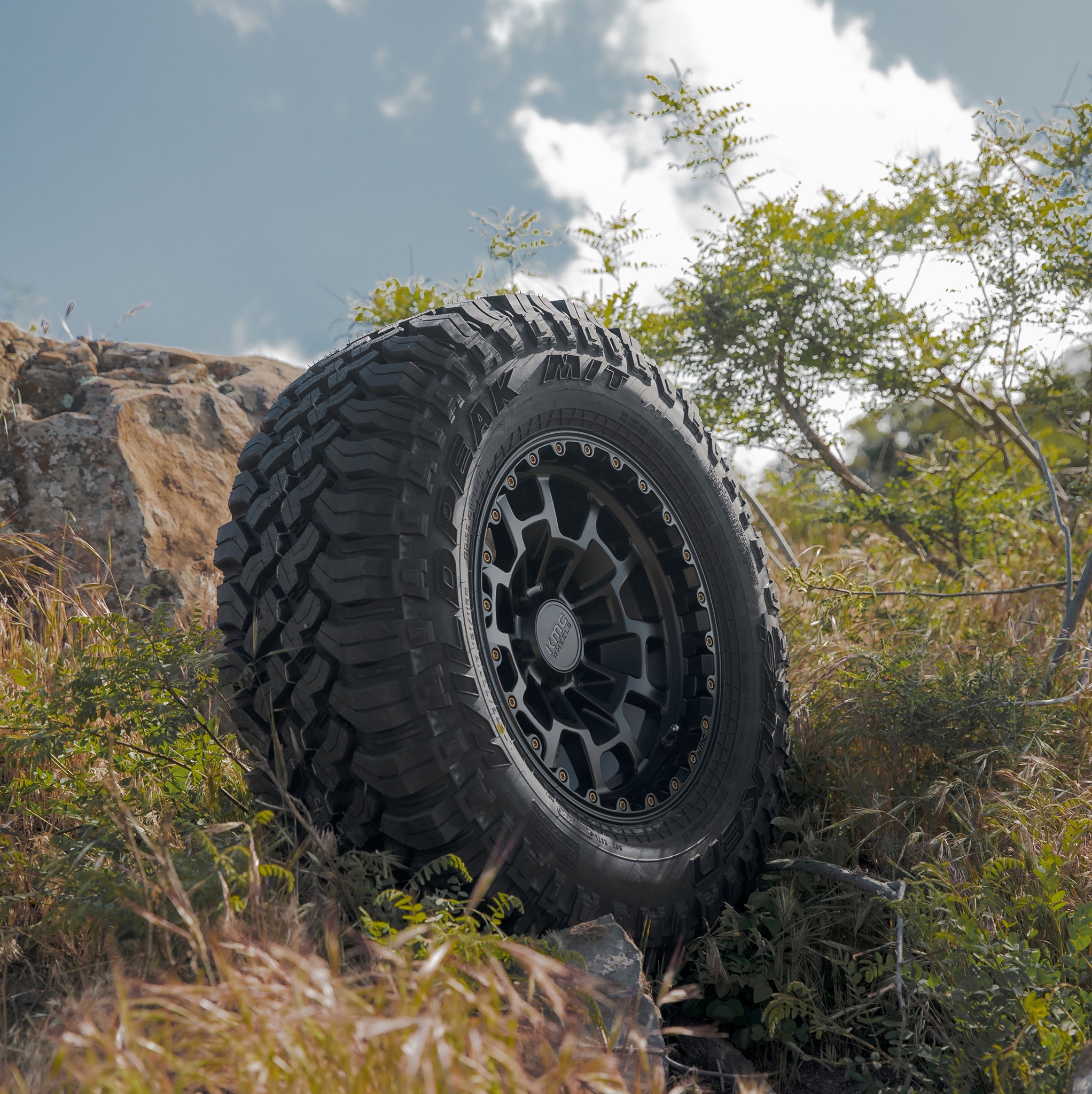 KMC - KM718 Summit Satin Black 17x8.5 6/139.7 #kmcwheels #newwheel