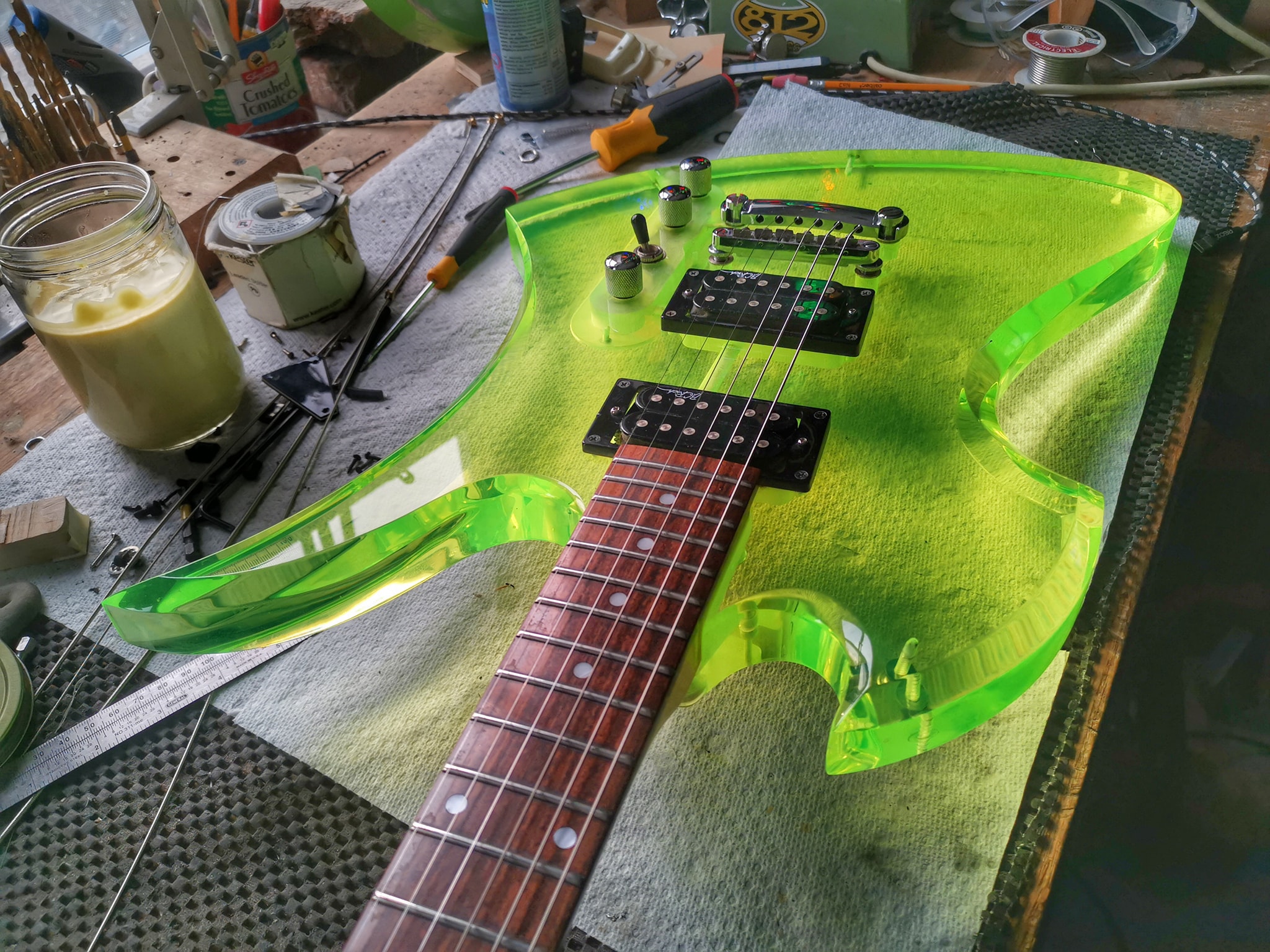 B. C. Rich Japan Edition Mockingbird-680JE Excellent condition 500$