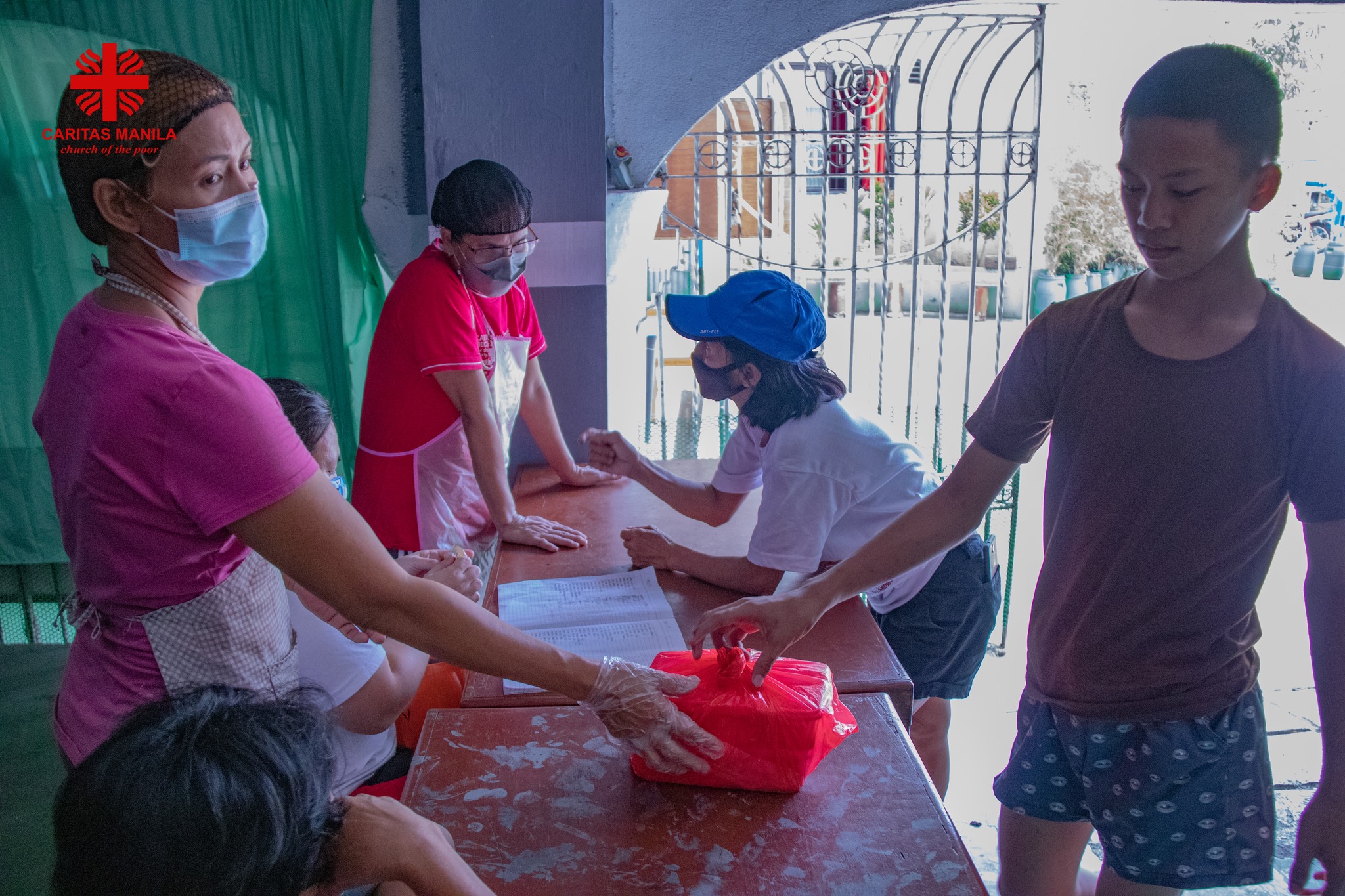 Caritas Manila - DAMAYAN FEEDING PROGRAM IN PHOTOS:...