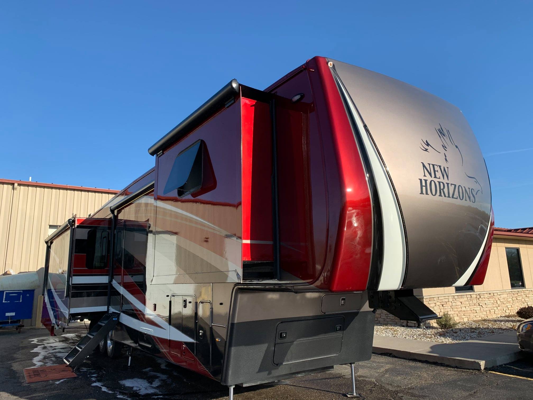 New Horizons RV - *Each of our units are custom built per... | Facebook