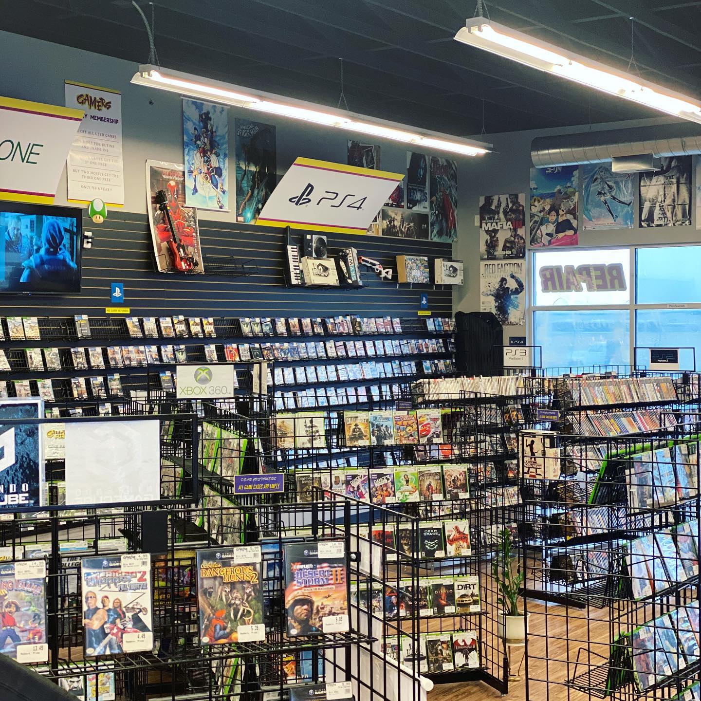 Gamers - Gamers on 124th and Center and Gamers on 27th and... | Facebook