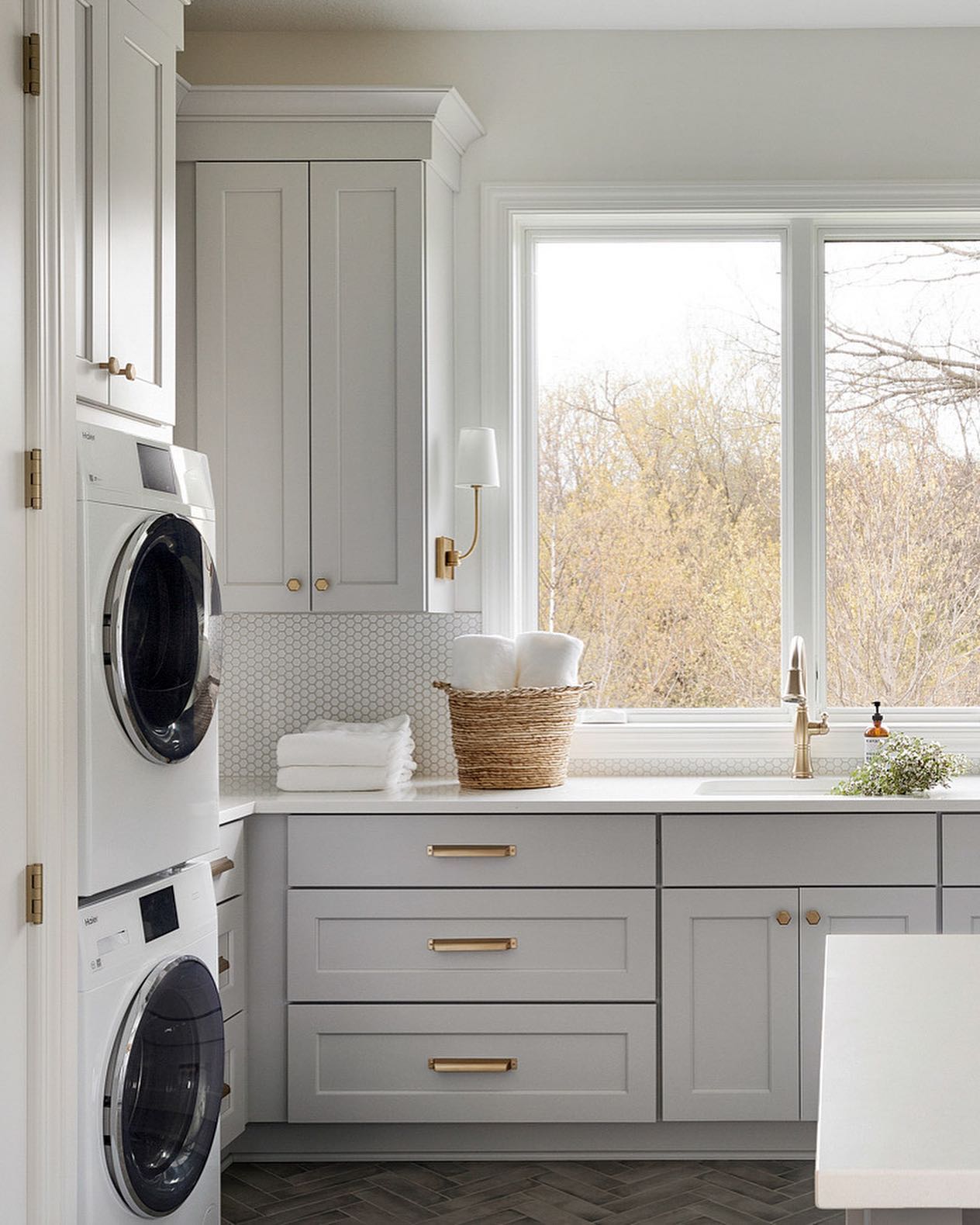 The perfect laundry room to get... - Martha O'Hara Interiors
