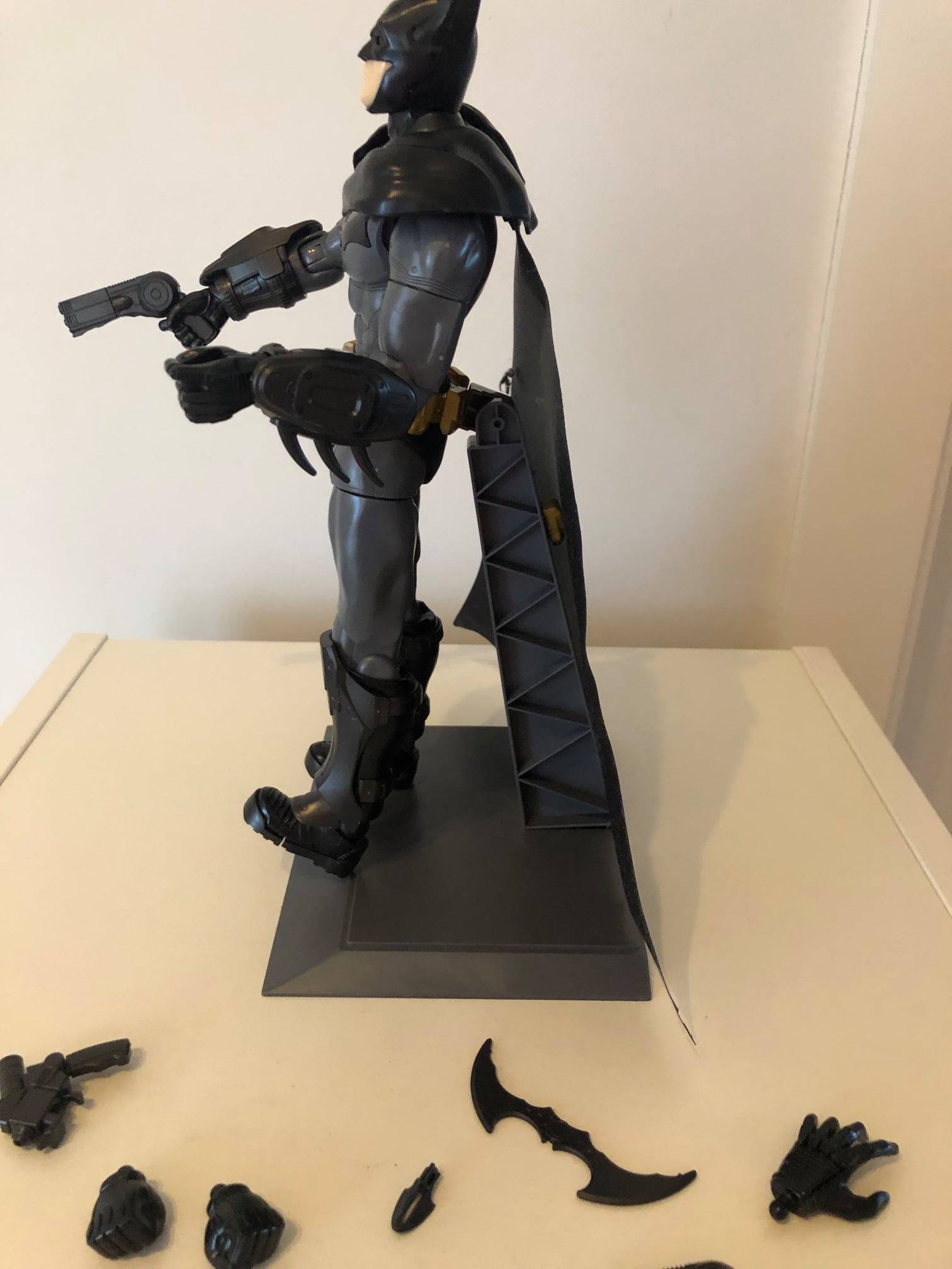 Kids Batman buildable model kit. Sprukits Poseable Figural Model Kit ...