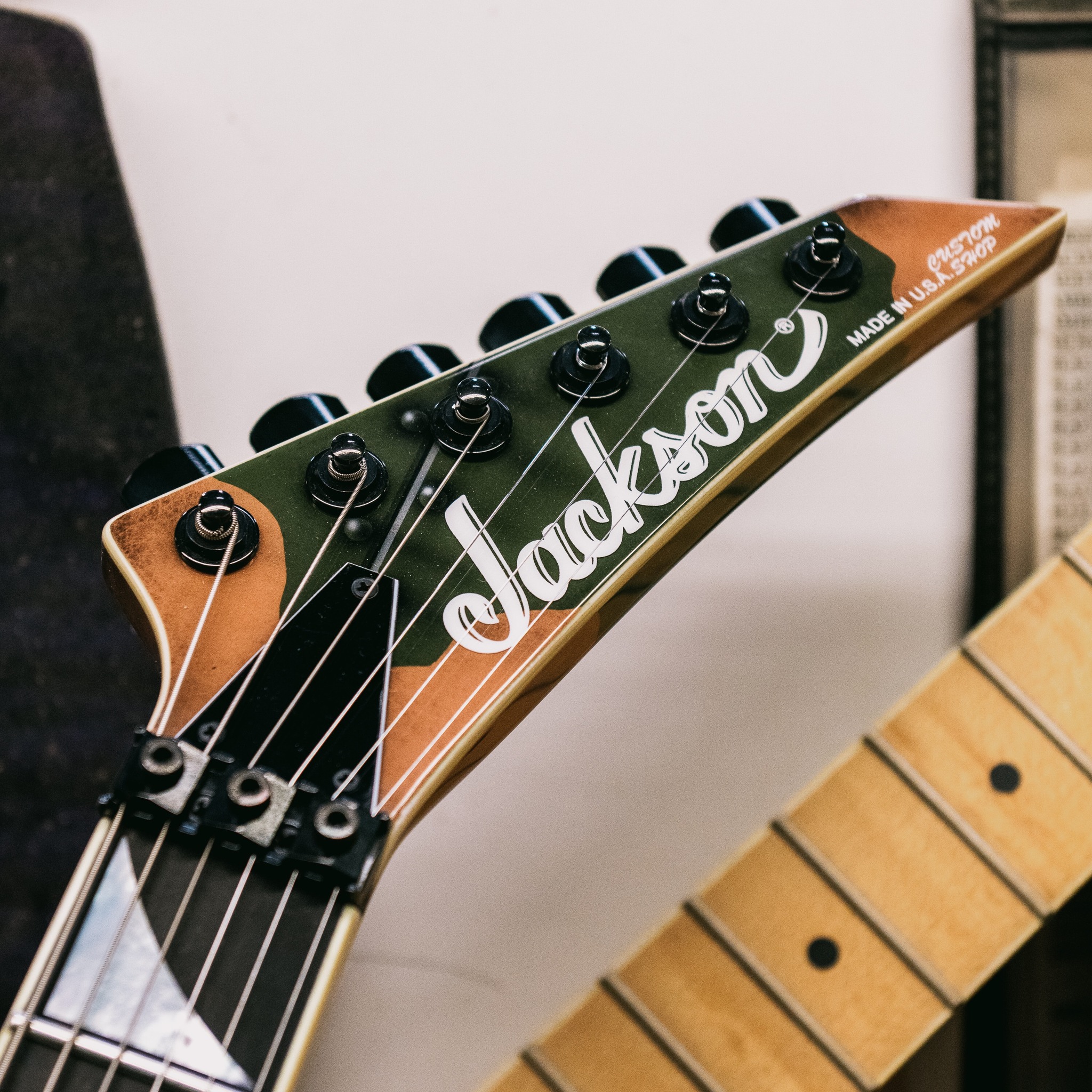 Check out this Jackson Custom Shop Warbird Warrior with a Flying