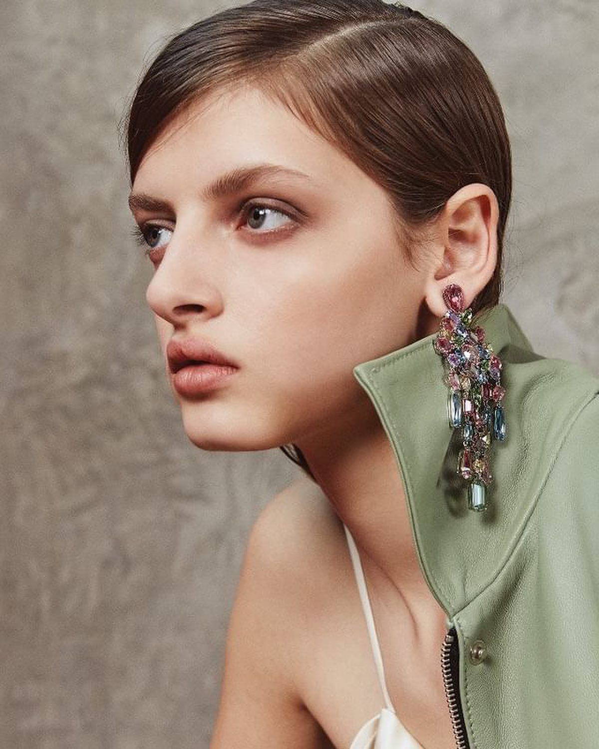 @emidawi_ Para @lofficielarg - Pink Models Management