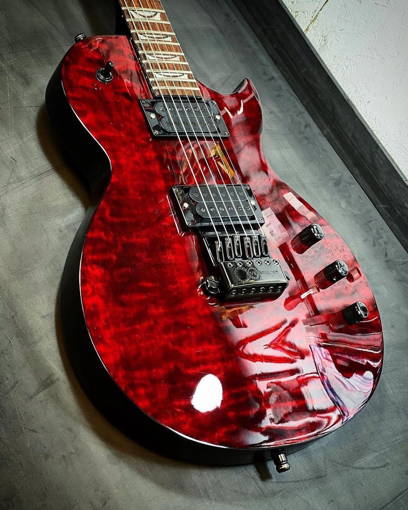 This VGS Eruption Select looks like it's been dipped in glass
