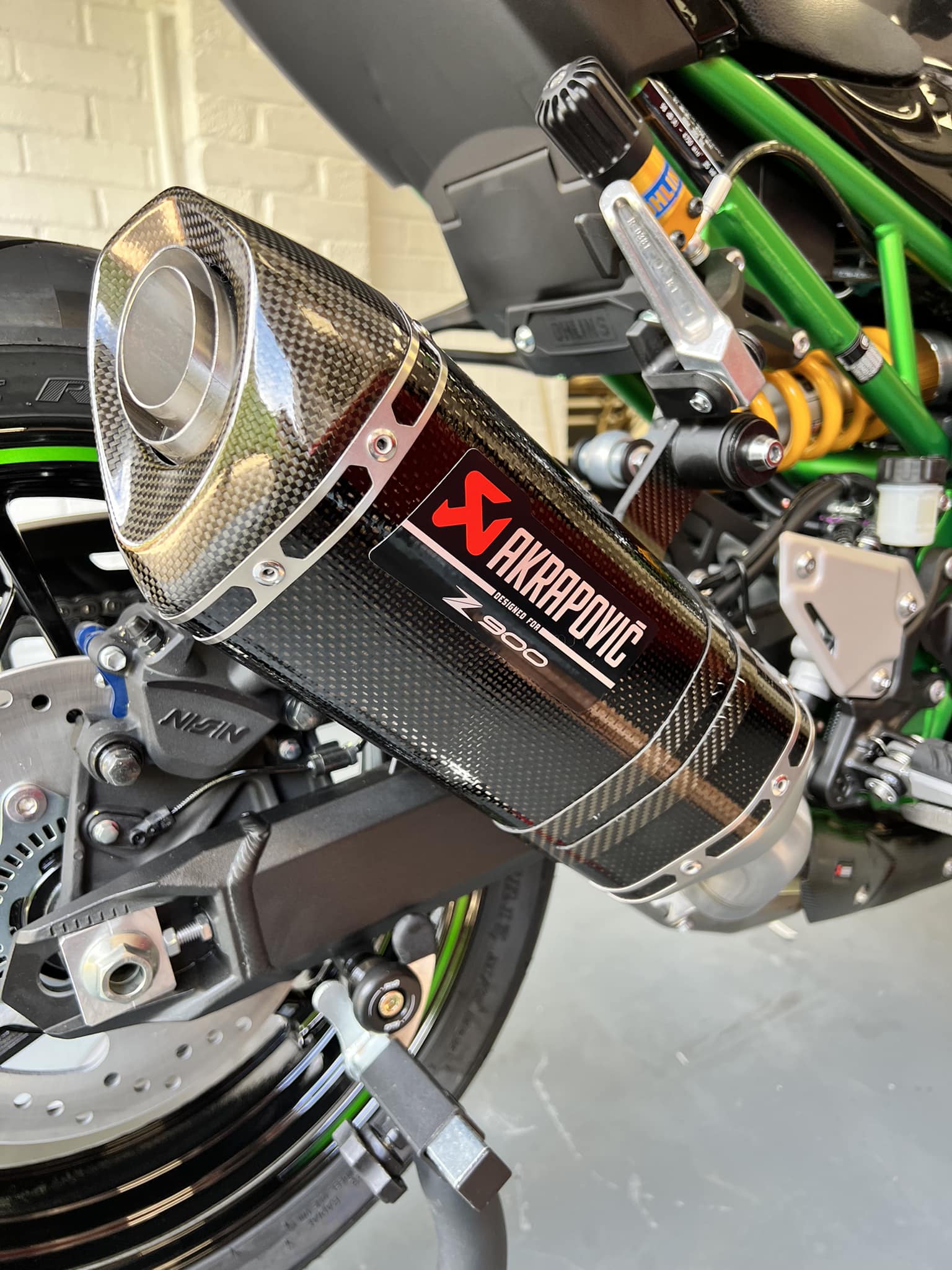 Guys can you get the baffle out of my Z900 Akra exhaust box , it's