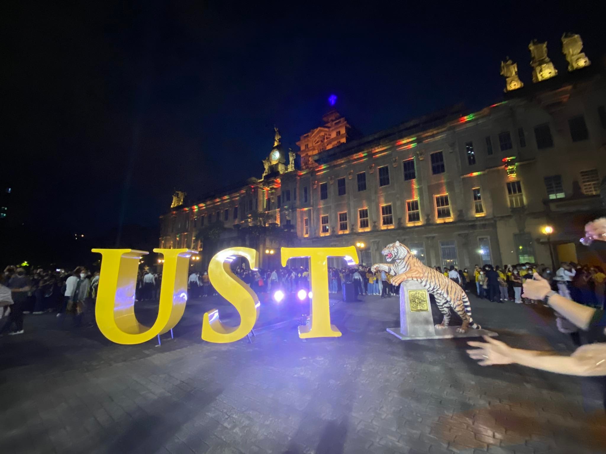 The Varsitarian - ROAR! FIRST LOOK: The new UST block... | Facebook