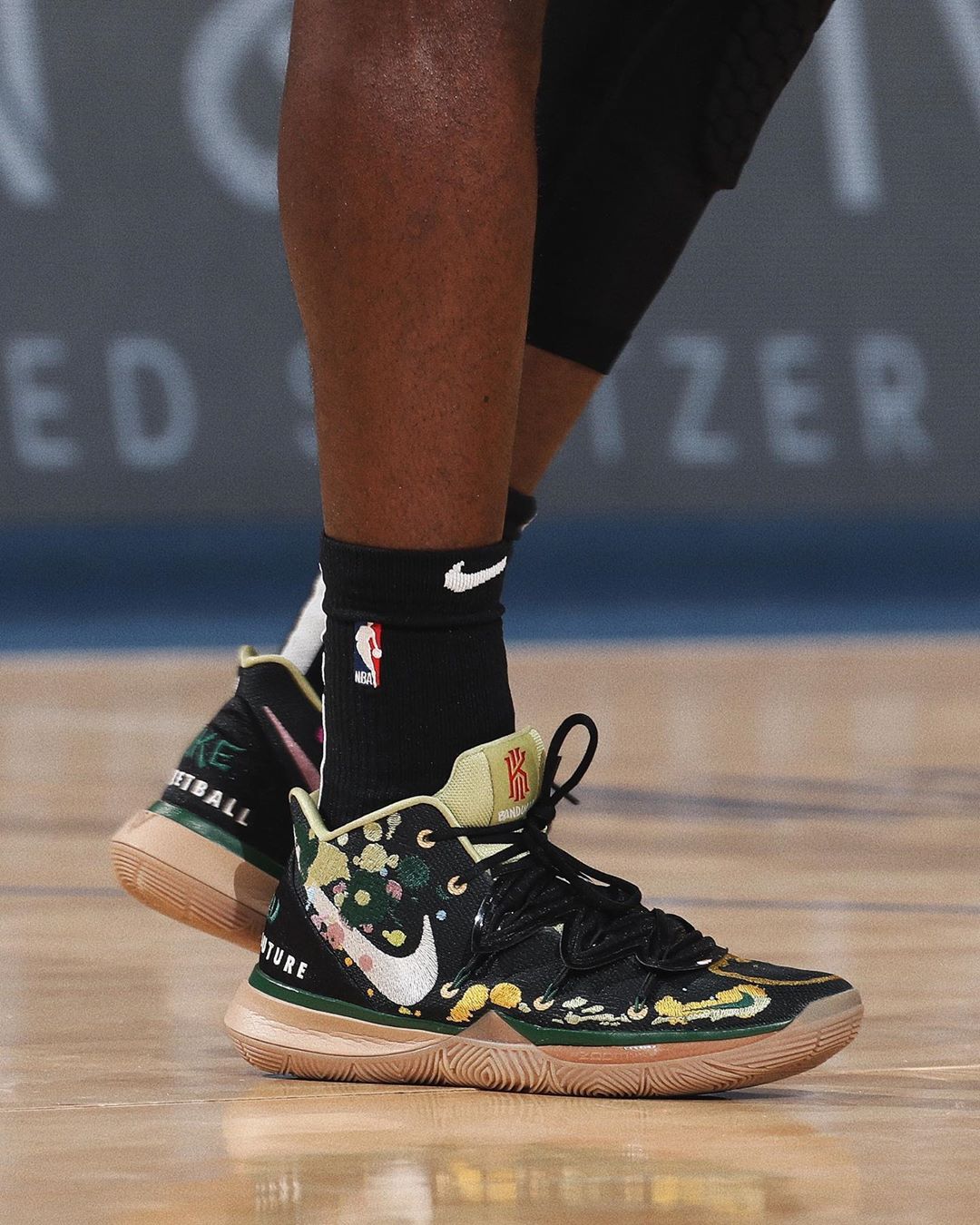 A first look at the Bandulu x Nike Kyrie 5 👀👌🏼