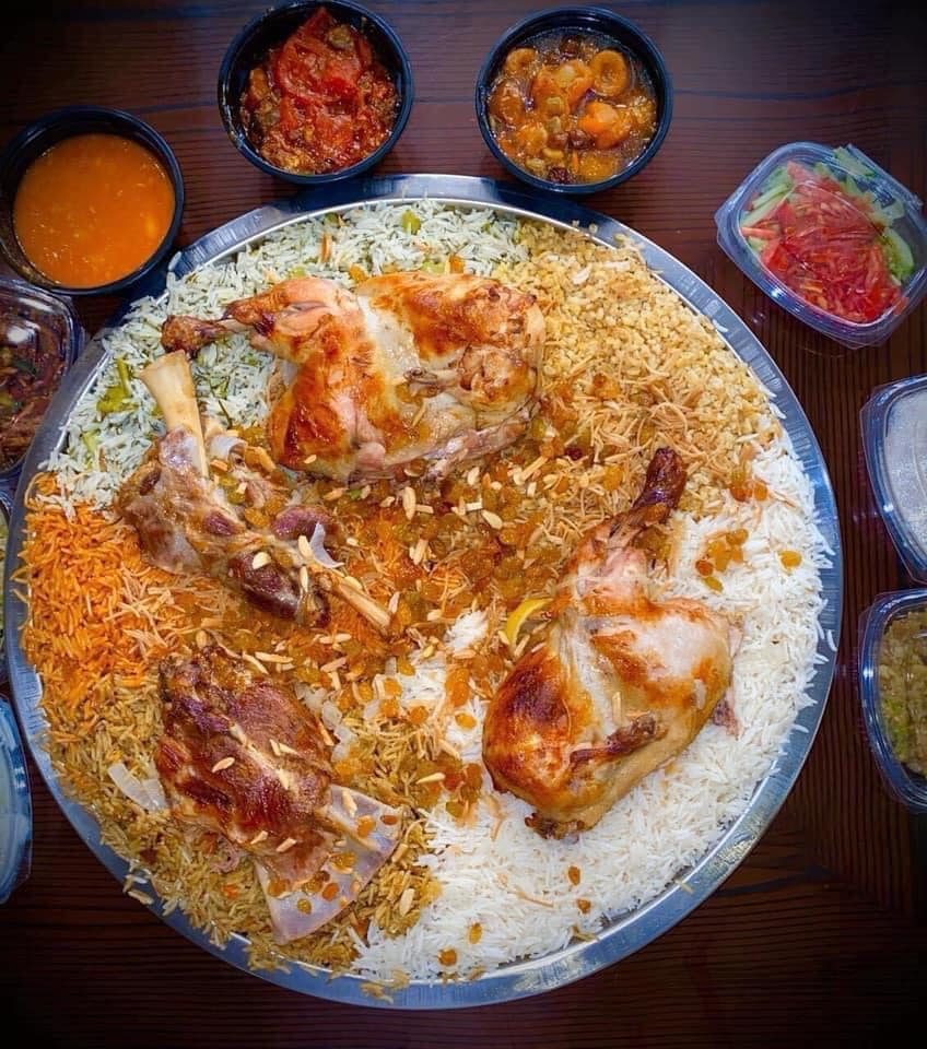 مطعم بيستون صمد Bestoon Samad Restaurant - ‏‎صينية قوزي ودجاج على تمن ...