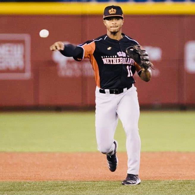 BREAKING NEWS: Pelotero Ray-Patrick... - Sports Zone Aruba