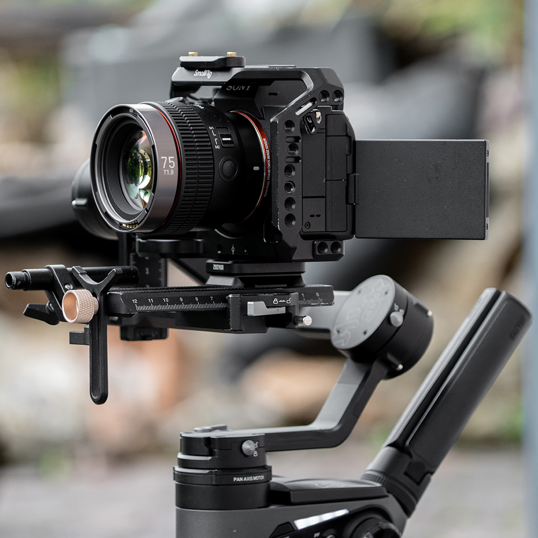 Alan Photo SG - The world's first AF Cine lens lineup,...