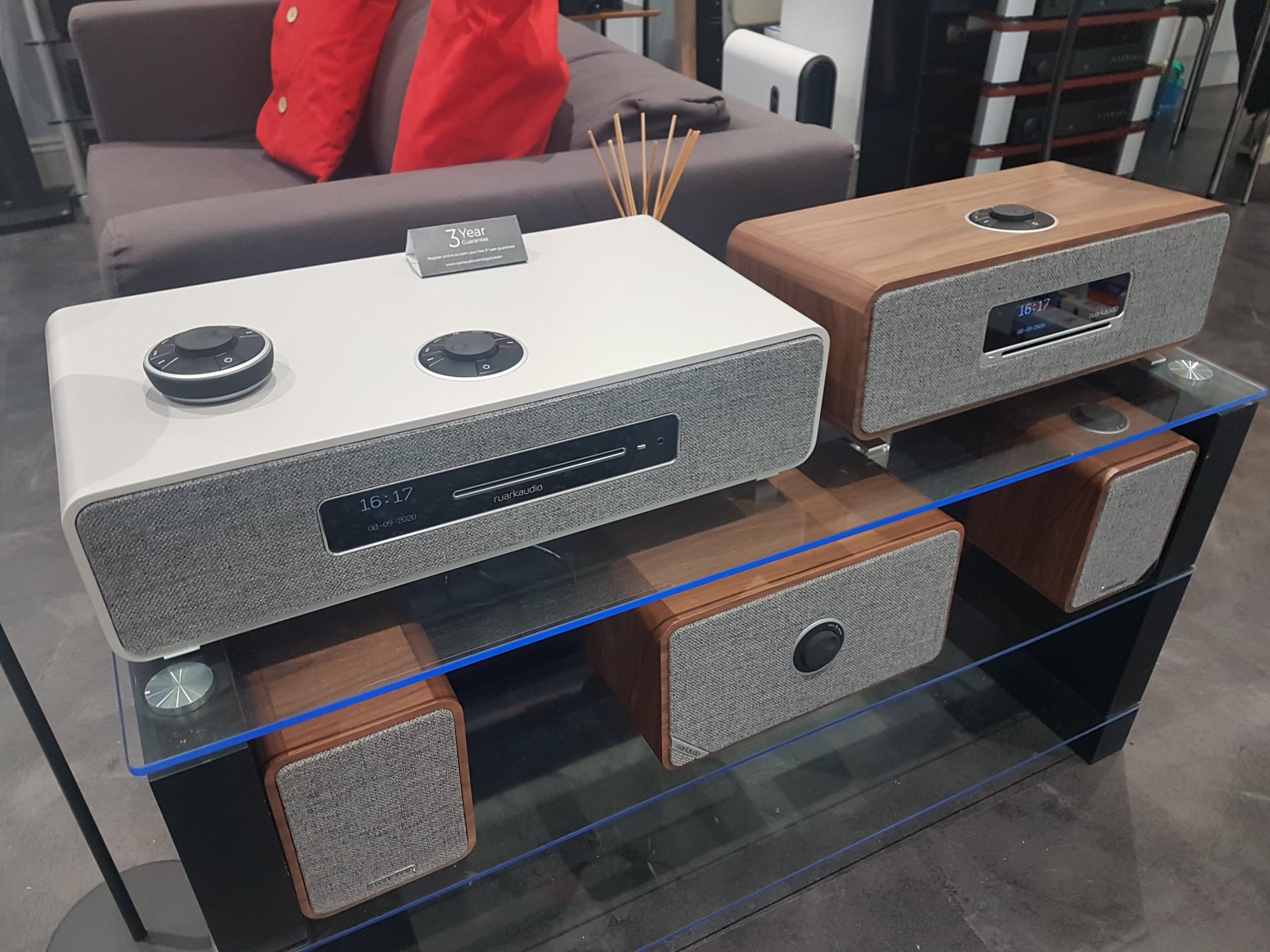 The NEW Ruark R3 Streaming Music... - Mike Manning Audio