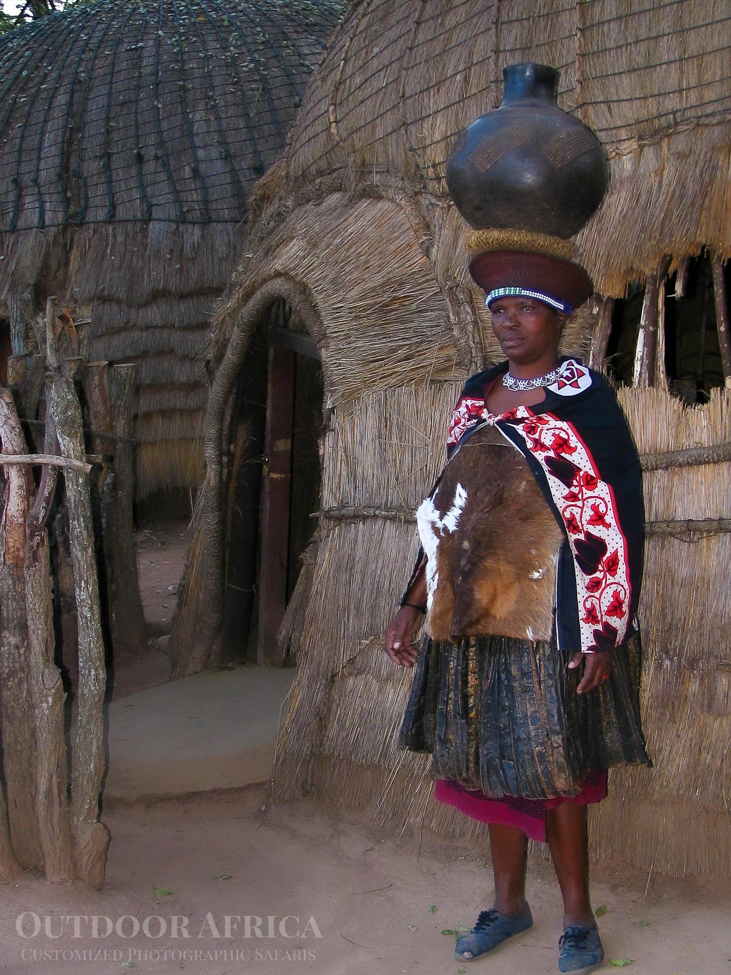 Outdoor Africa - A married Zulu woman in traditional attire! – Zululand ...